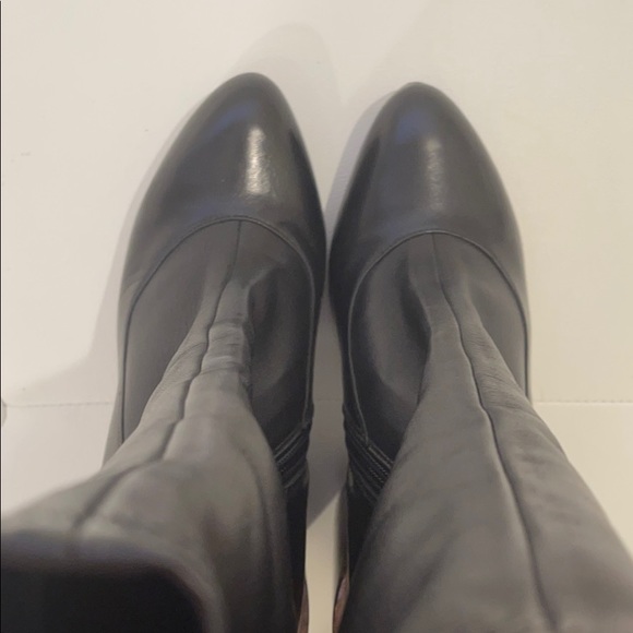 GIVENCHY Calf High Leather Boots Sz 40 - Picture 5 of 8